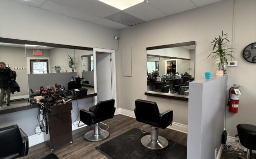 Salon de coiffure à vendre – Blainville